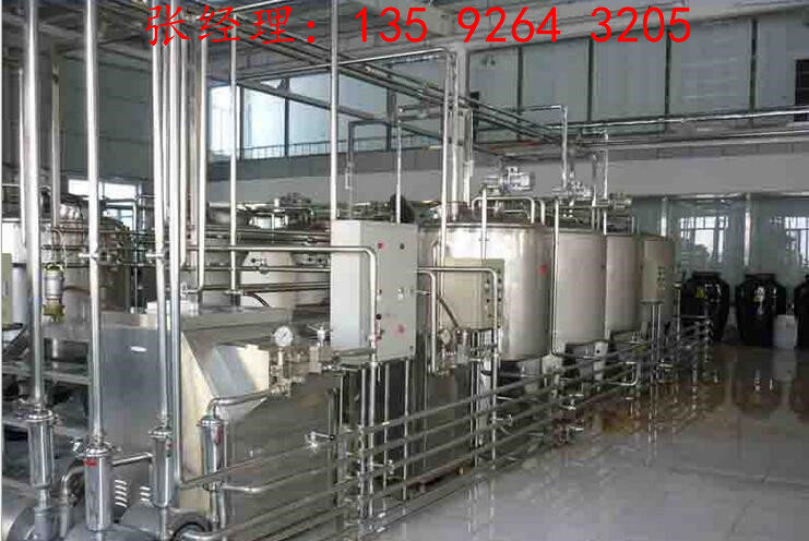 玻璃瓶雞尾酒飲料生產(chǎn)設(shè)備|雞尾酒碳酸飲料生產(chǎn)線價(jià)格